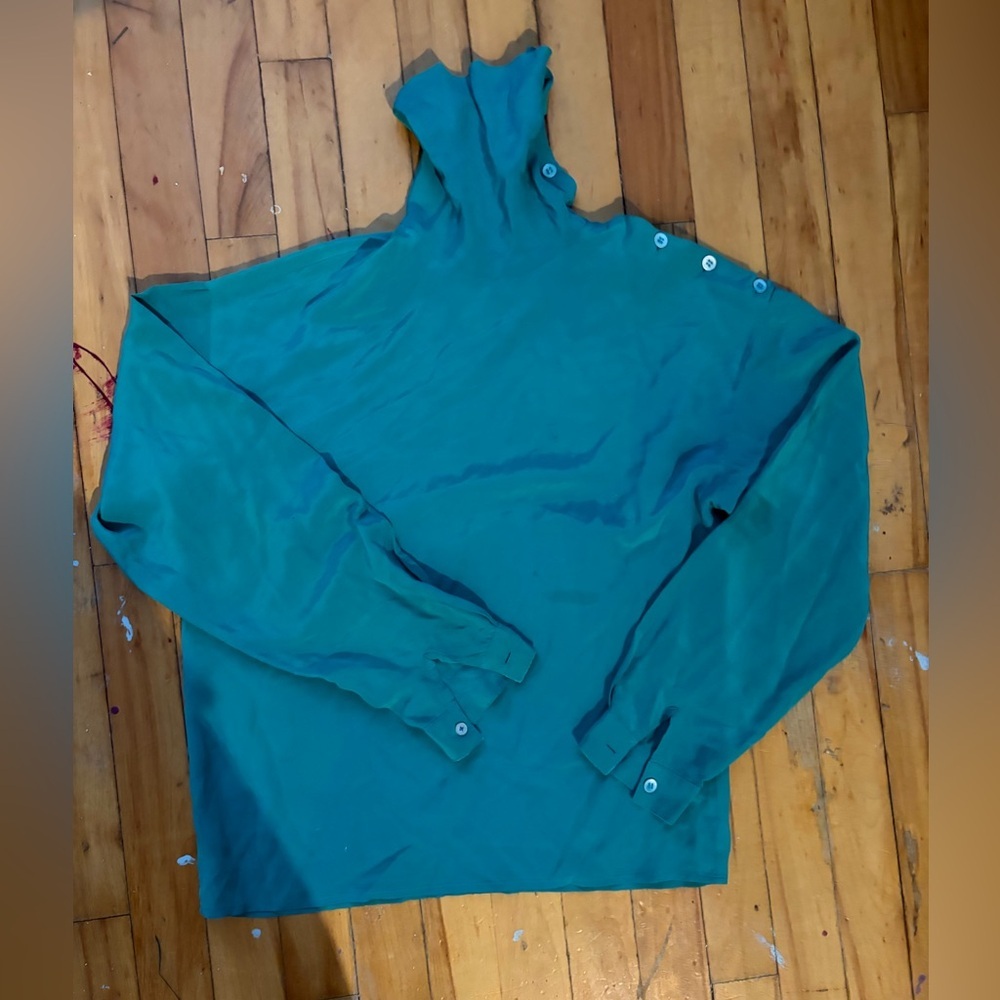 Vintage mark shale Teal turtleneck 100% silk‎ career shirt with button details